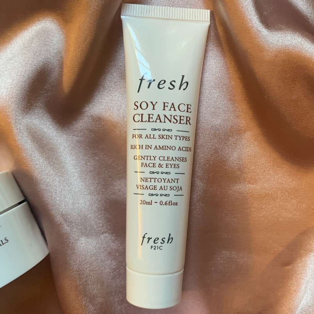 Fresh Beauty Mini Bundle - Picture 4 of 5